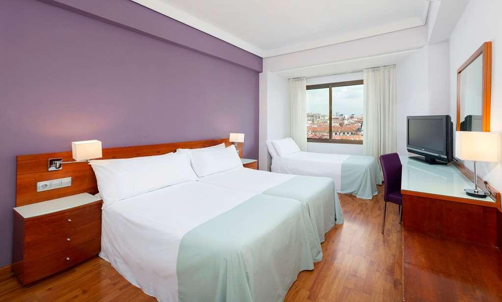 Hotel Madrid Centro, Affiliated By Melia Szoba fotó