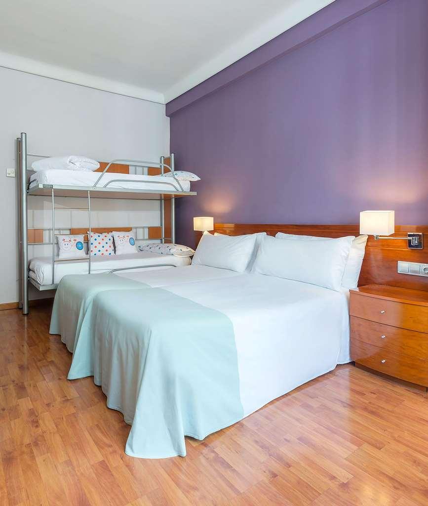 Hotel Madrid Centro, Affiliated By Melia Szoba fotó