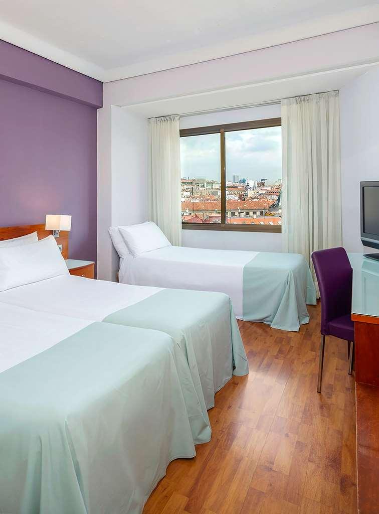Hotel Madrid Centro, Affiliated By Melia Szoba fotó